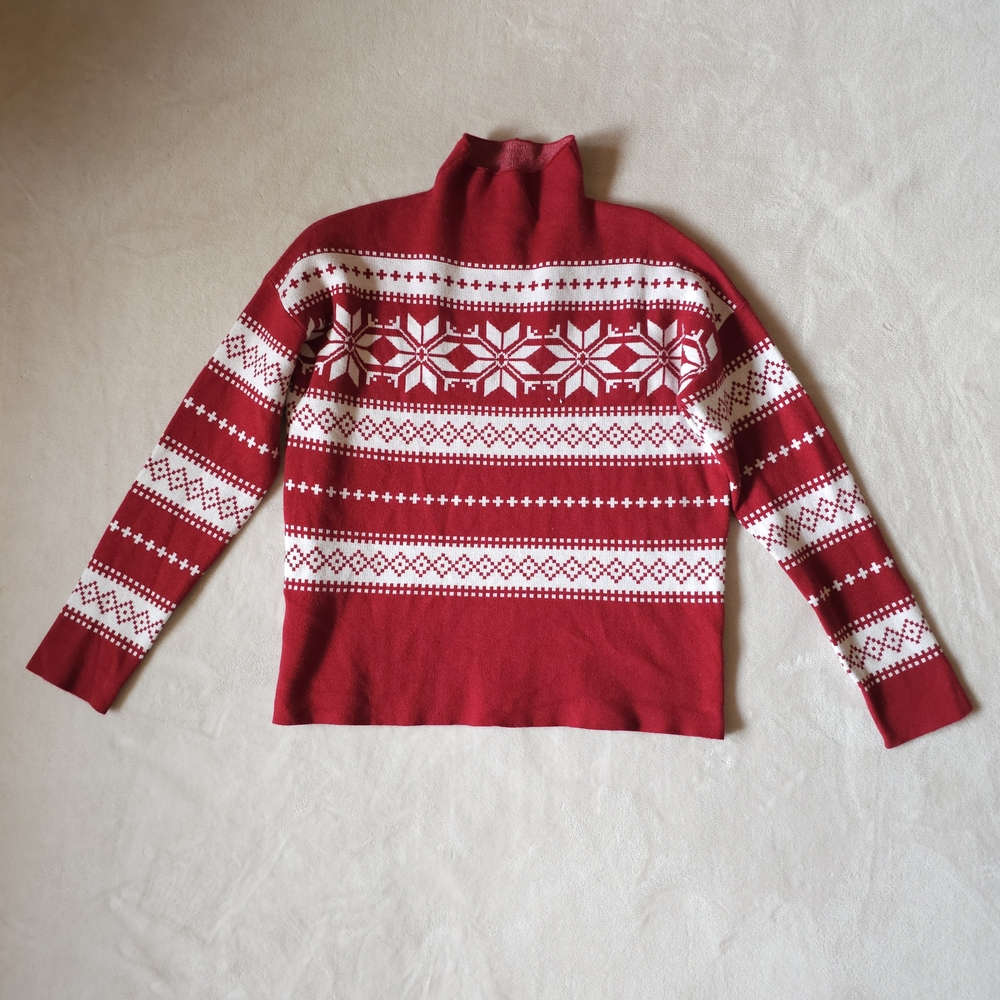 Nicole Miller Red White Fair Isle Mock Neck Sweater
